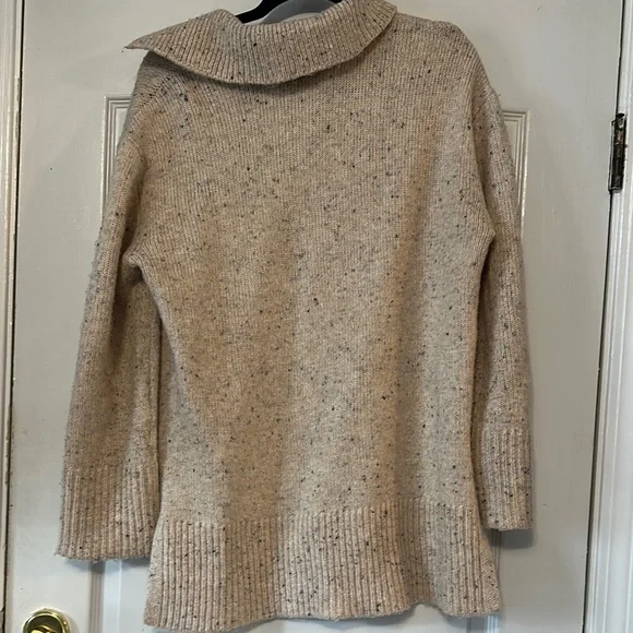 Falls Creek Cream V-Neck Sweater with Cozy Knit - Picture 4 of 7